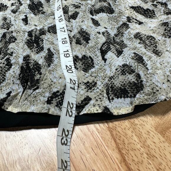 Rag & Bone NWT Yuni Snake Print Blouse Light Green Size XXS Sheer Long Sleeve - Picture 12 of 12